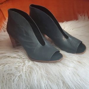 Lucky Brand V cut Joal booties